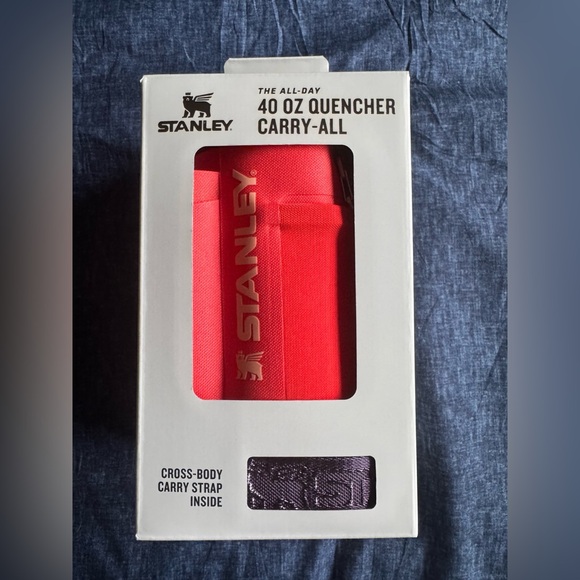 Stanley 40z Companion Sling in Tiger Lilly Plum NWT - Picture 2 of 5